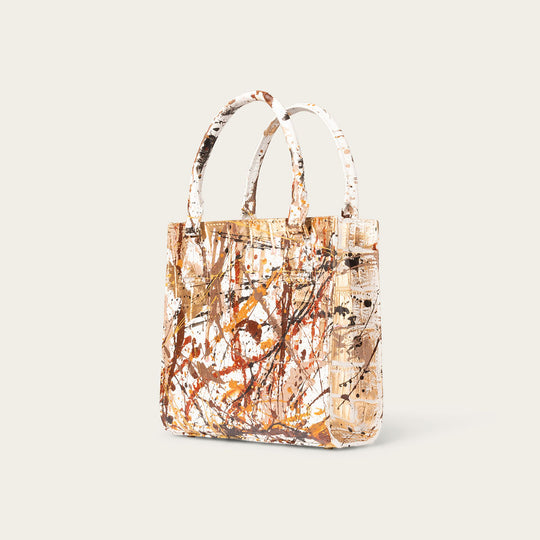 Tessa Alligator Snowflake + Isabella Breedlove