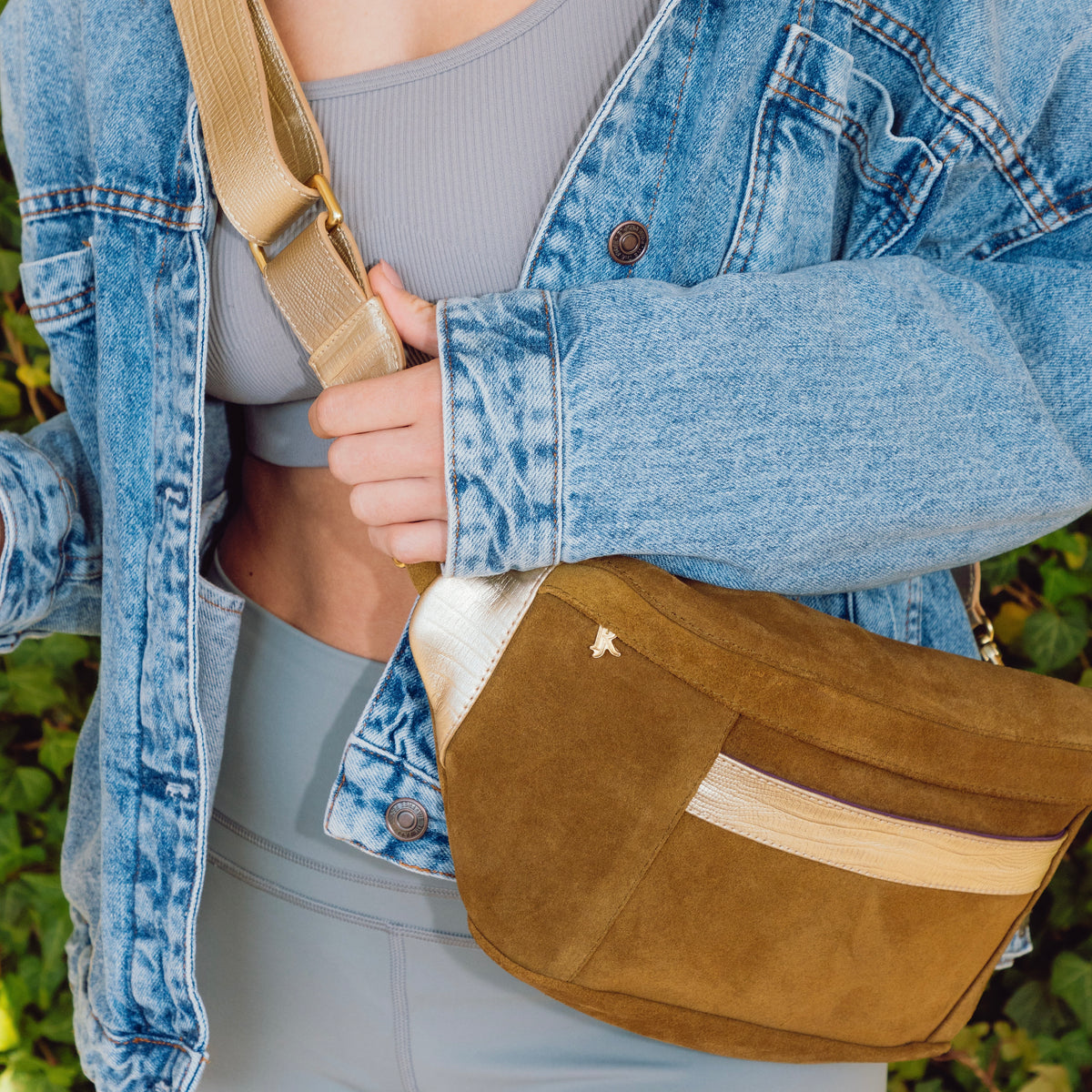 Kate Embossed Lizard Gold