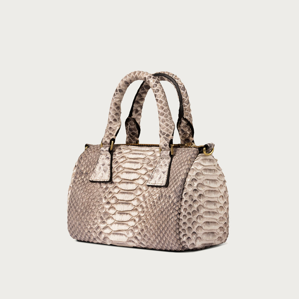 Victoria Python Black & White